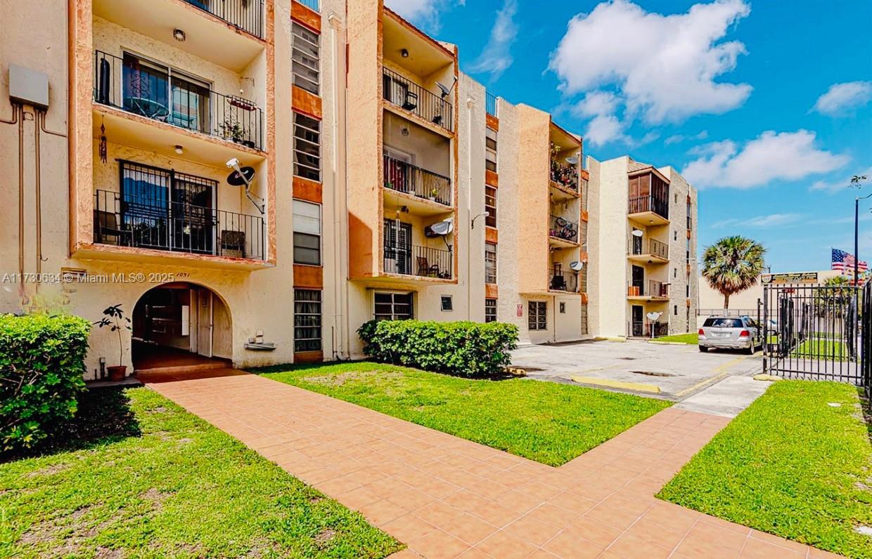 Property for Sale at 1051 Sw 1st St 106, Miami, Broward County, Florida - Bedrooms: 2 
Bathrooms: 2  - $269,999
