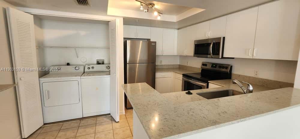 GRAND ISLES CONDO - Residential Lease