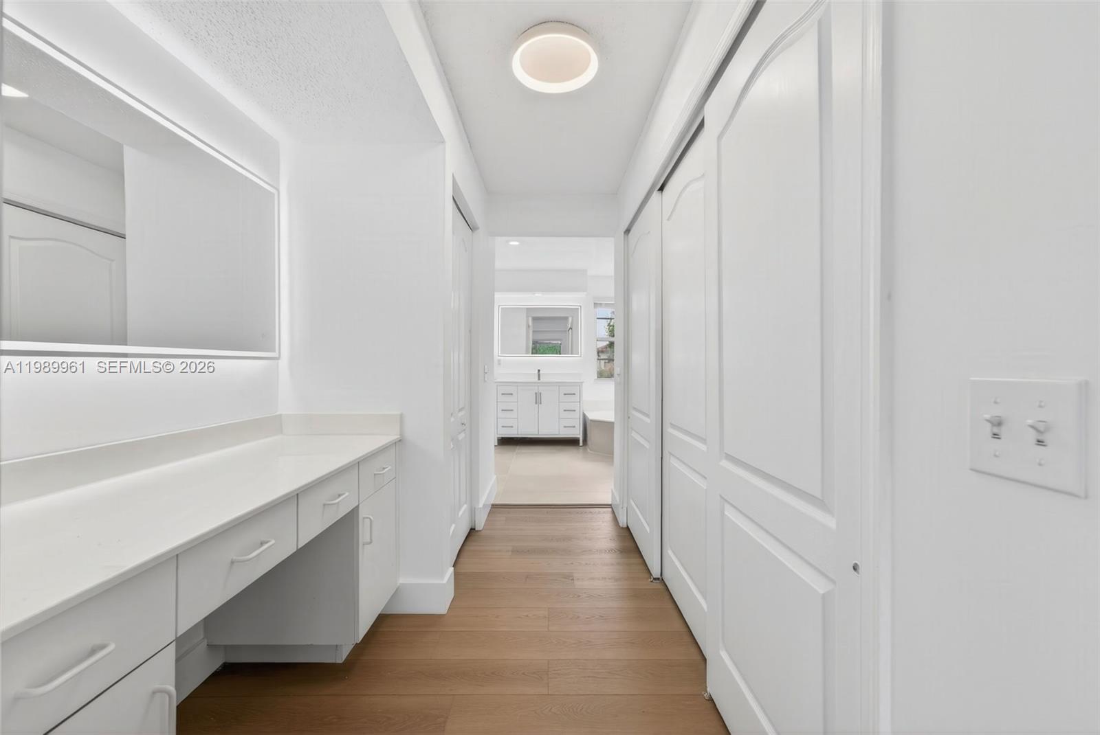 SYMPHONY BAY - Residential