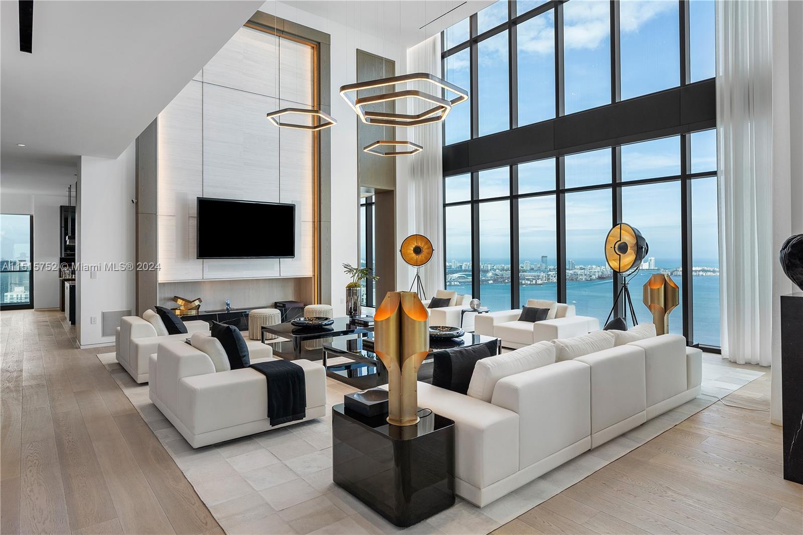 ECHO BRICKELL CONDO - Residential