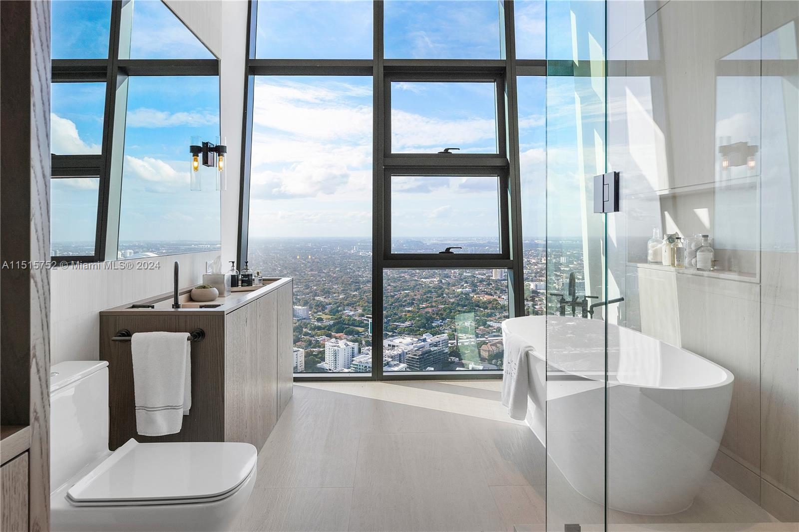 ECHO BRICKELL CONDO - Residential
