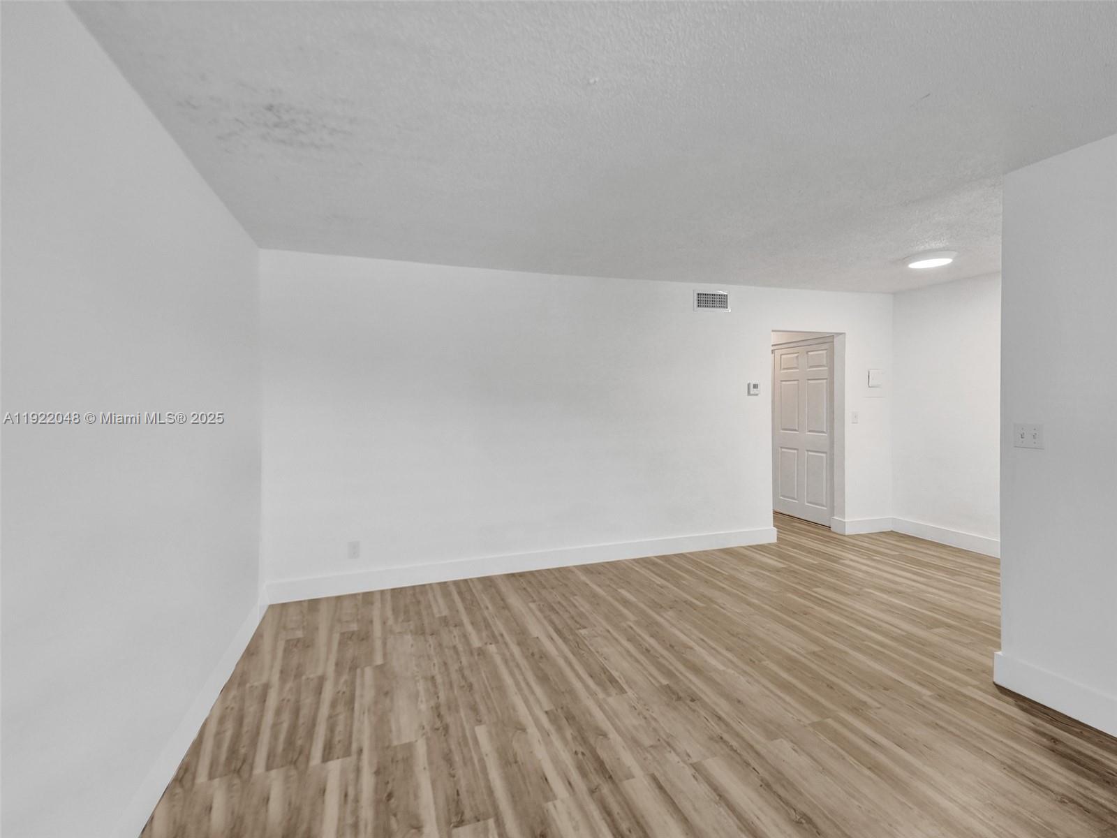 HALLANDALE PARK NO 2 - Residential Lease