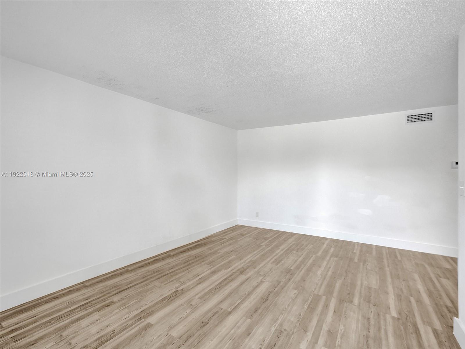 HALLANDALE PARK NO 2 - Residential Lease