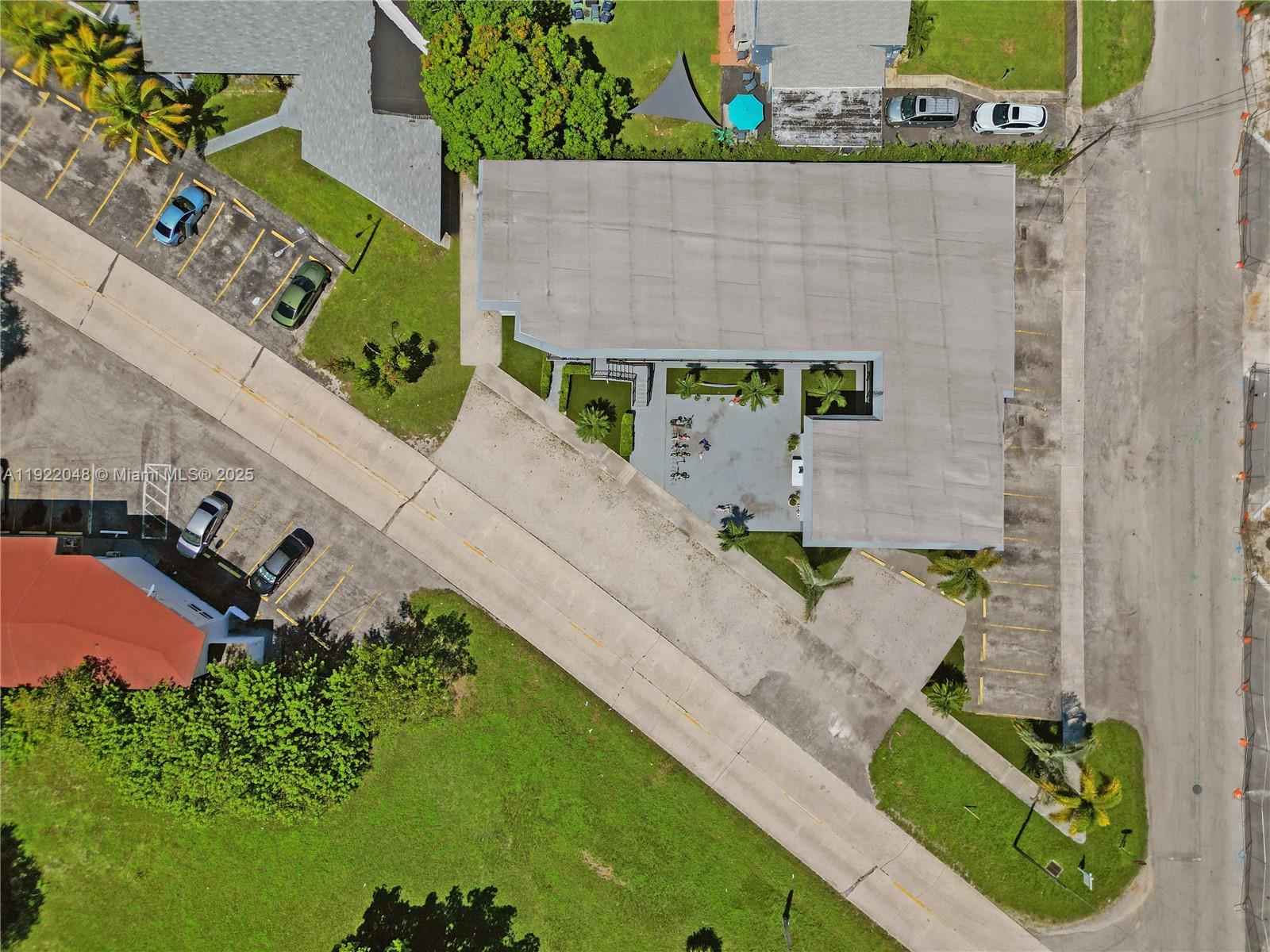 HALLANDALE PARK NO 2 - Residential Lease