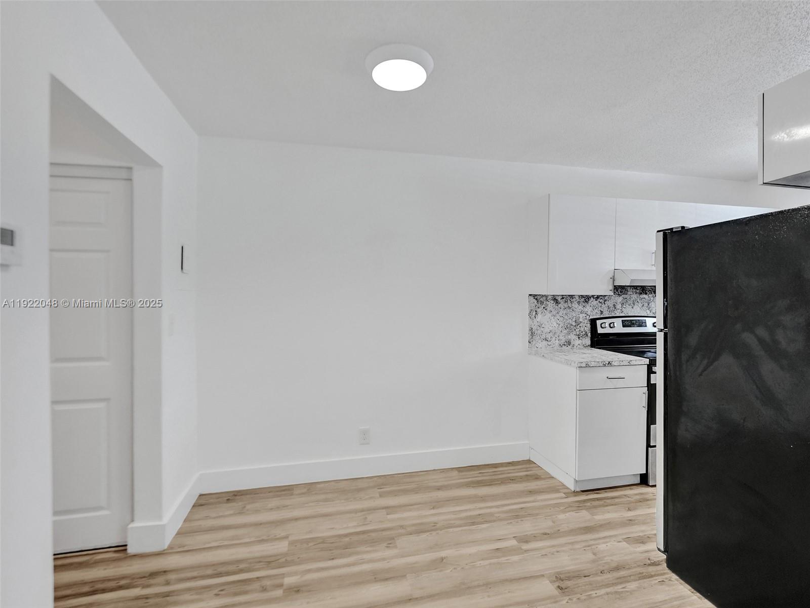 HALLANDALE PARK NO 2 - Residential Lease