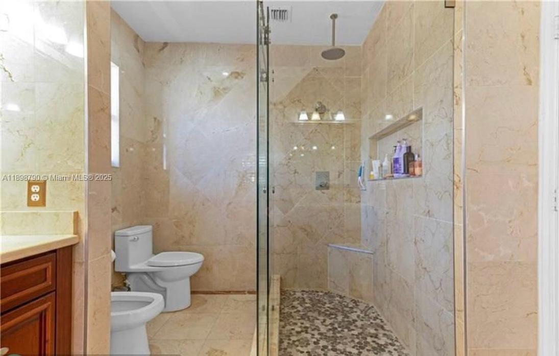 SILVERCREST LAKE ESTATES - Residential Lease