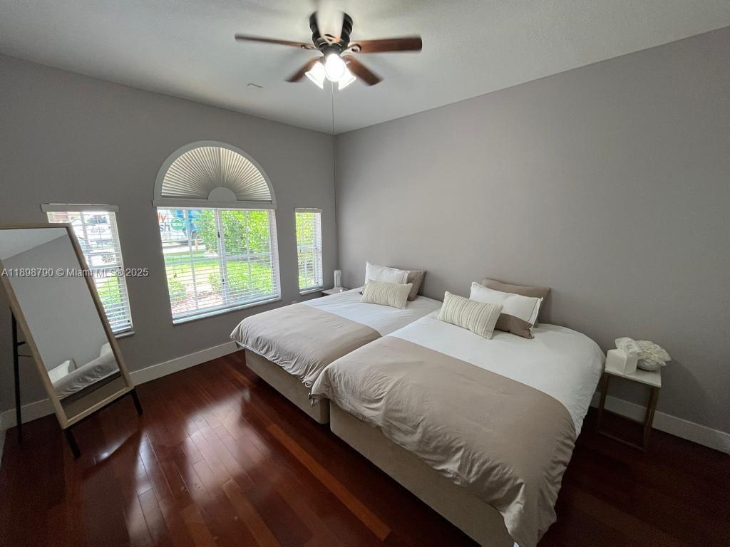 SILVERCREST LAKE ESTATES - Residential Lease