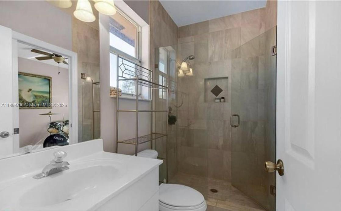 SILVERCREST LAKE ESTATES - Residential Lease