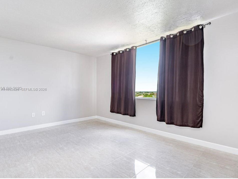 HILLCREST EAST NO 26 COND - Residential