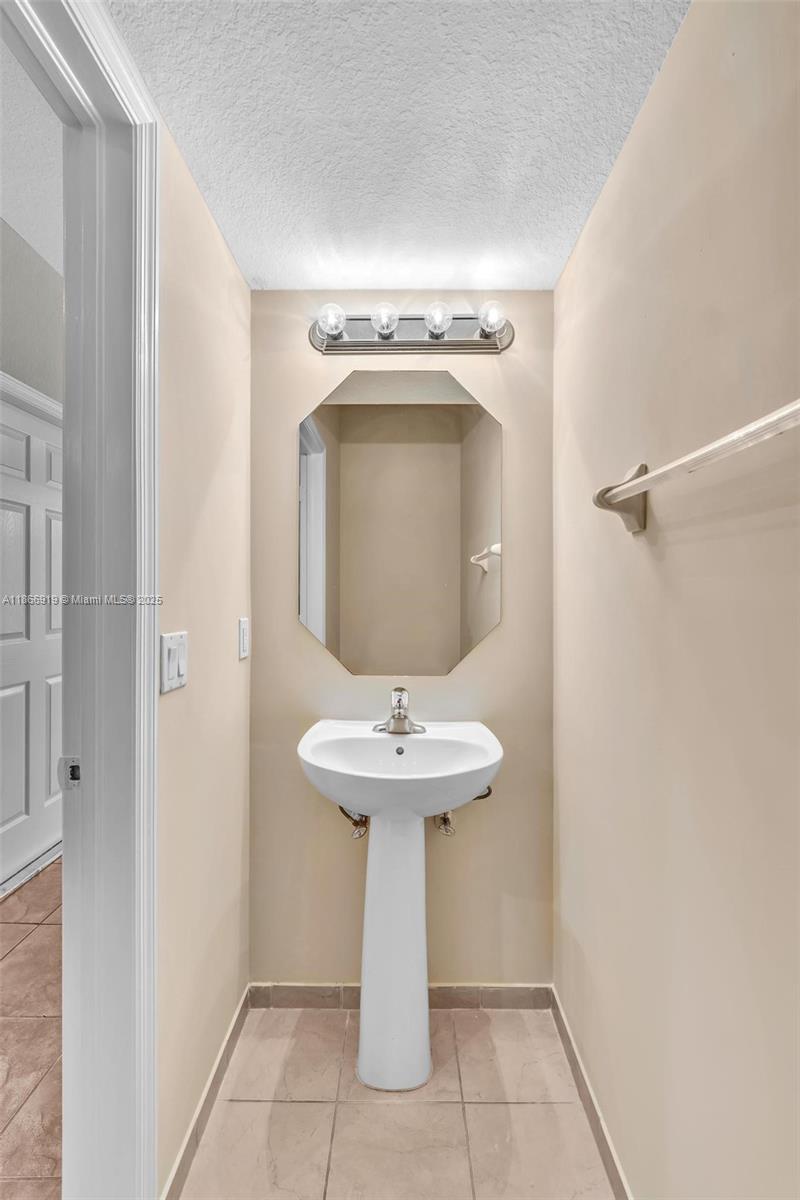 STROK PLAT NO 2 - Residential