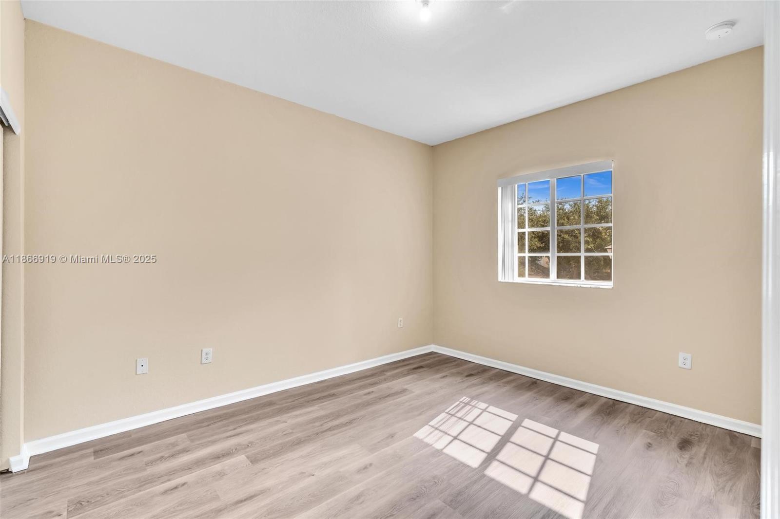 STROK PLAT NO 2 - Residential