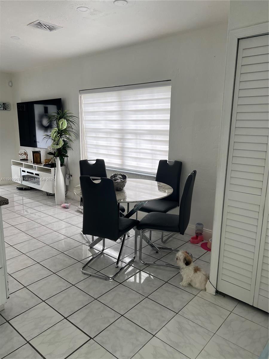 RICHMOND HEIGHTS - Residential