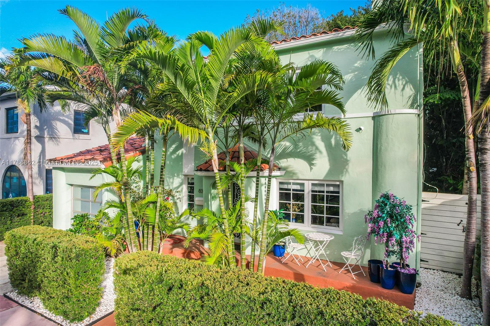 837 Espanola Way