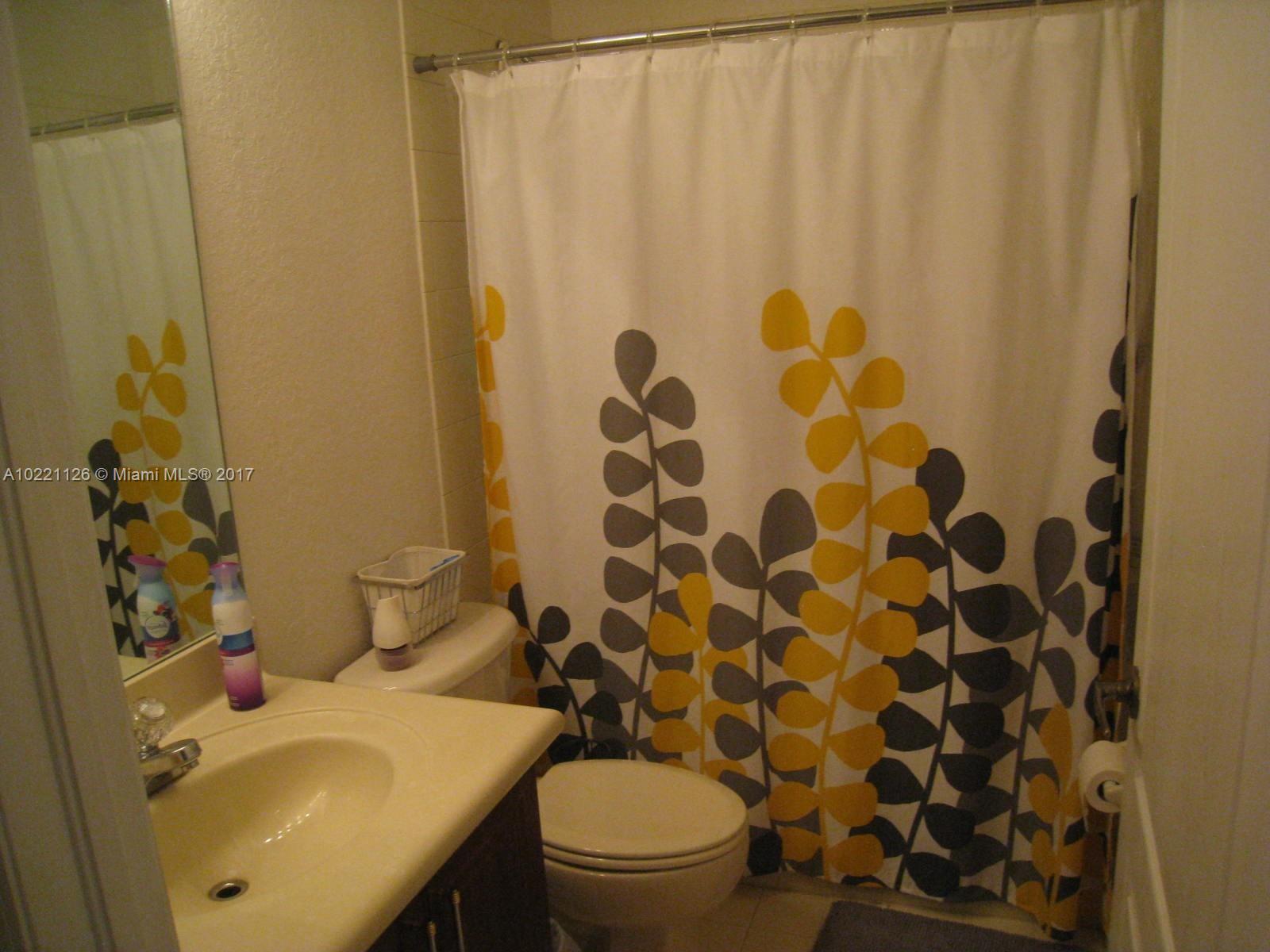 Islands At Doral Northwes - Residential Lease