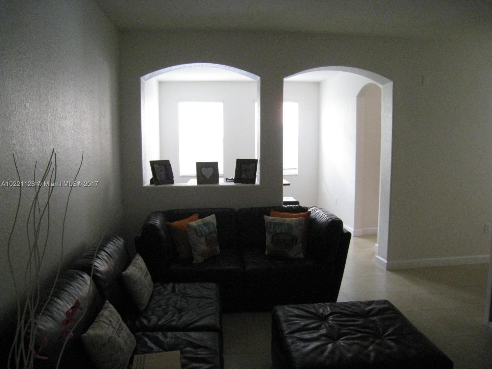 Islands At Doral Northwes - Residential Lease