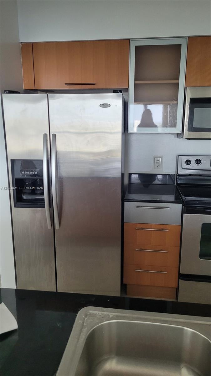 OPERA TOWER CONDO - Residential