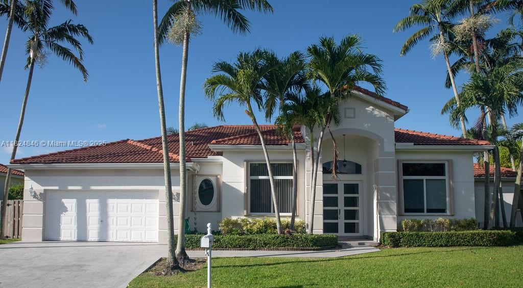 Rental Property at 8464 Sw 138th St, Palmetto Bay, Miami-Dade County, Florida - Bedrooms: 4 
Bathrooms: 3  - $8,100 MO.