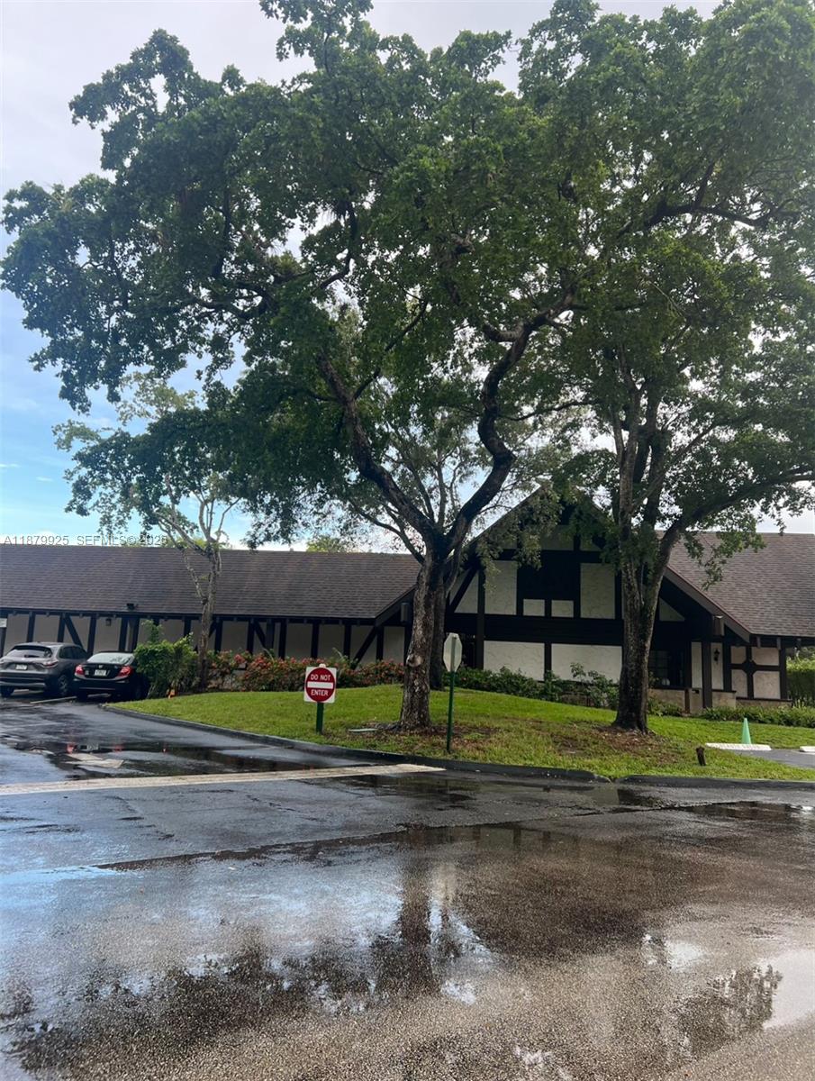 INTERNATIONAL VILLAGE AT - Residential