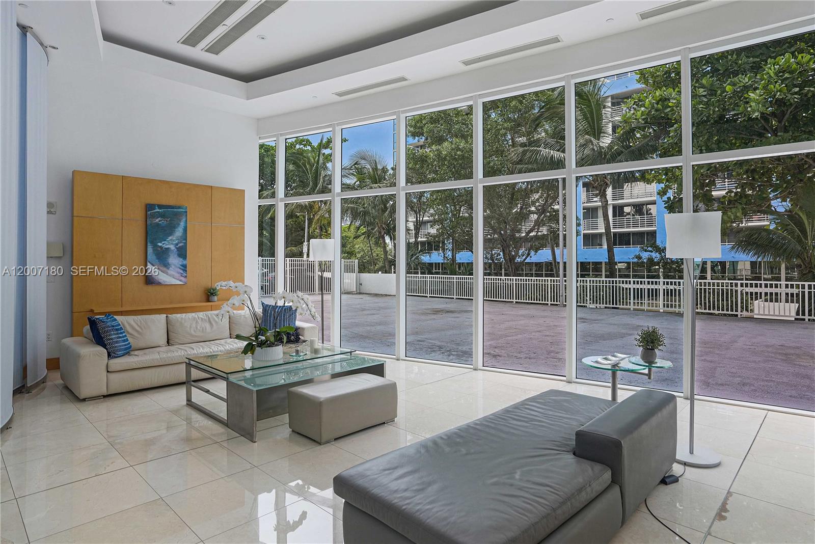 2101 Brickell Ave 2305