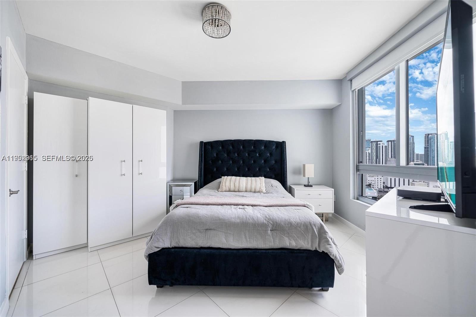 WIND CONDO - Residential