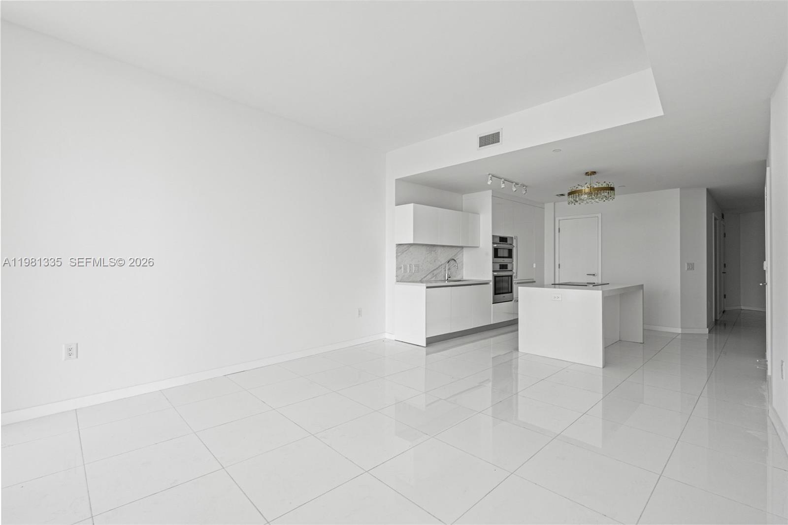 PARAMOUNT MIAMI WORLDCENT - Residential