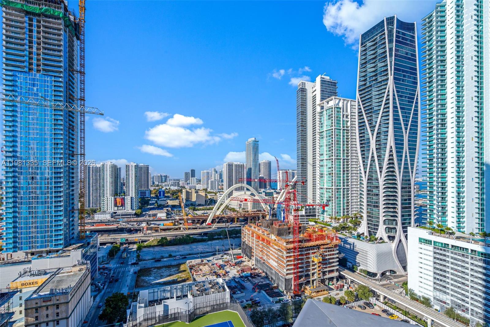 PARAMOUNT MIAMI WORLDCENT - Residential