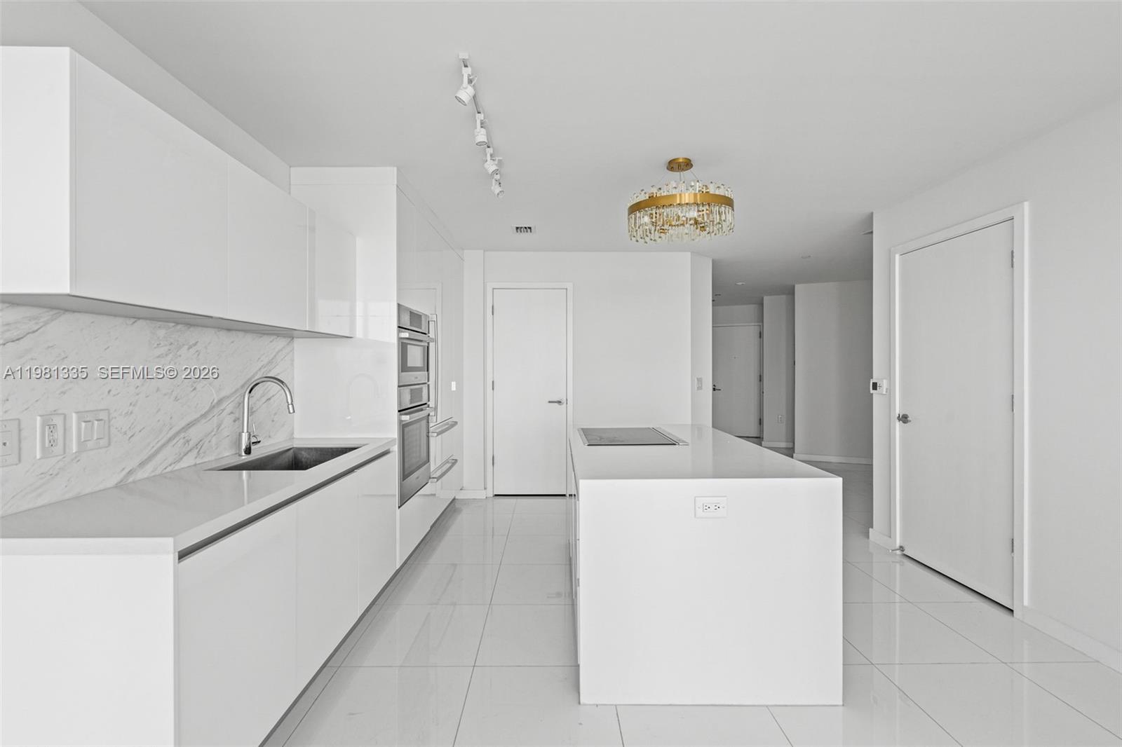 PARAMOUNT MIAMI WORLDCENT - Residential