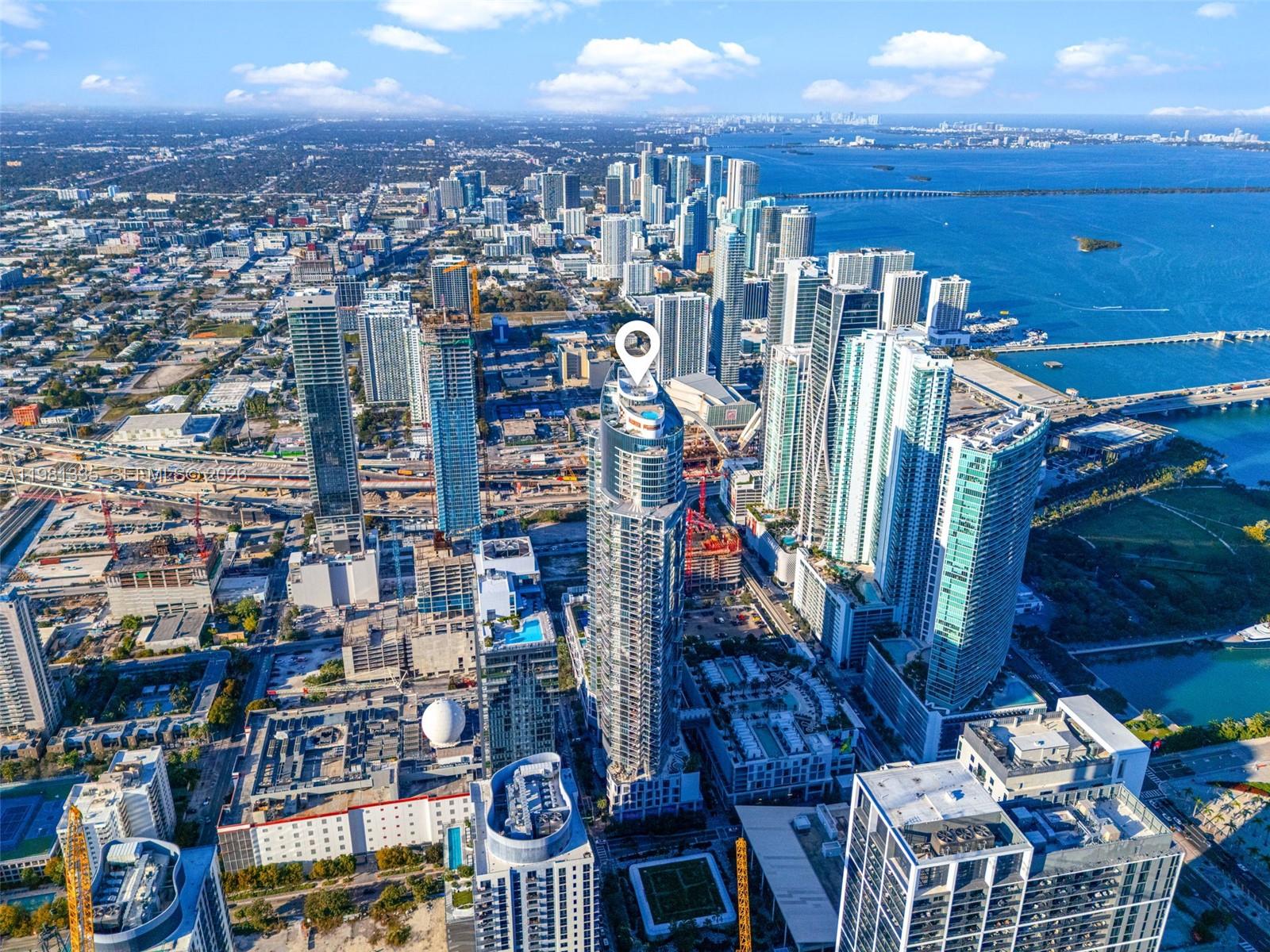 PARAMOUNT MIAMI WORLDCENT - Residential