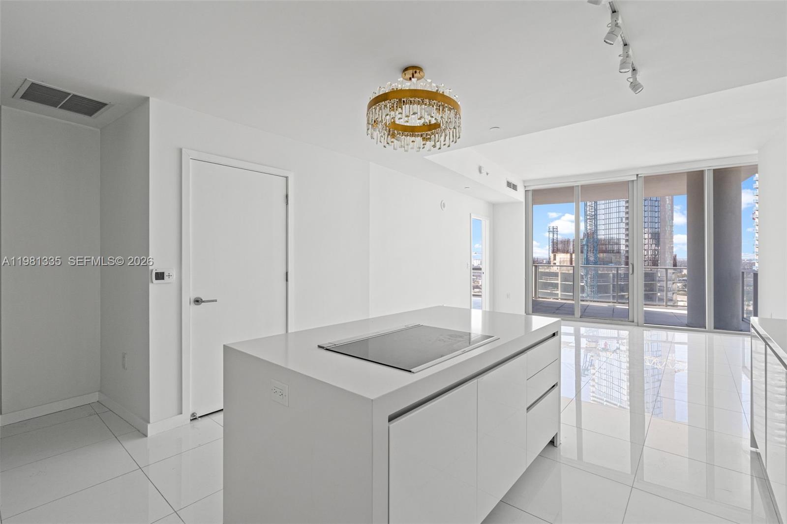 PARAMOUNT MIAMI WORLDCENT - Residential