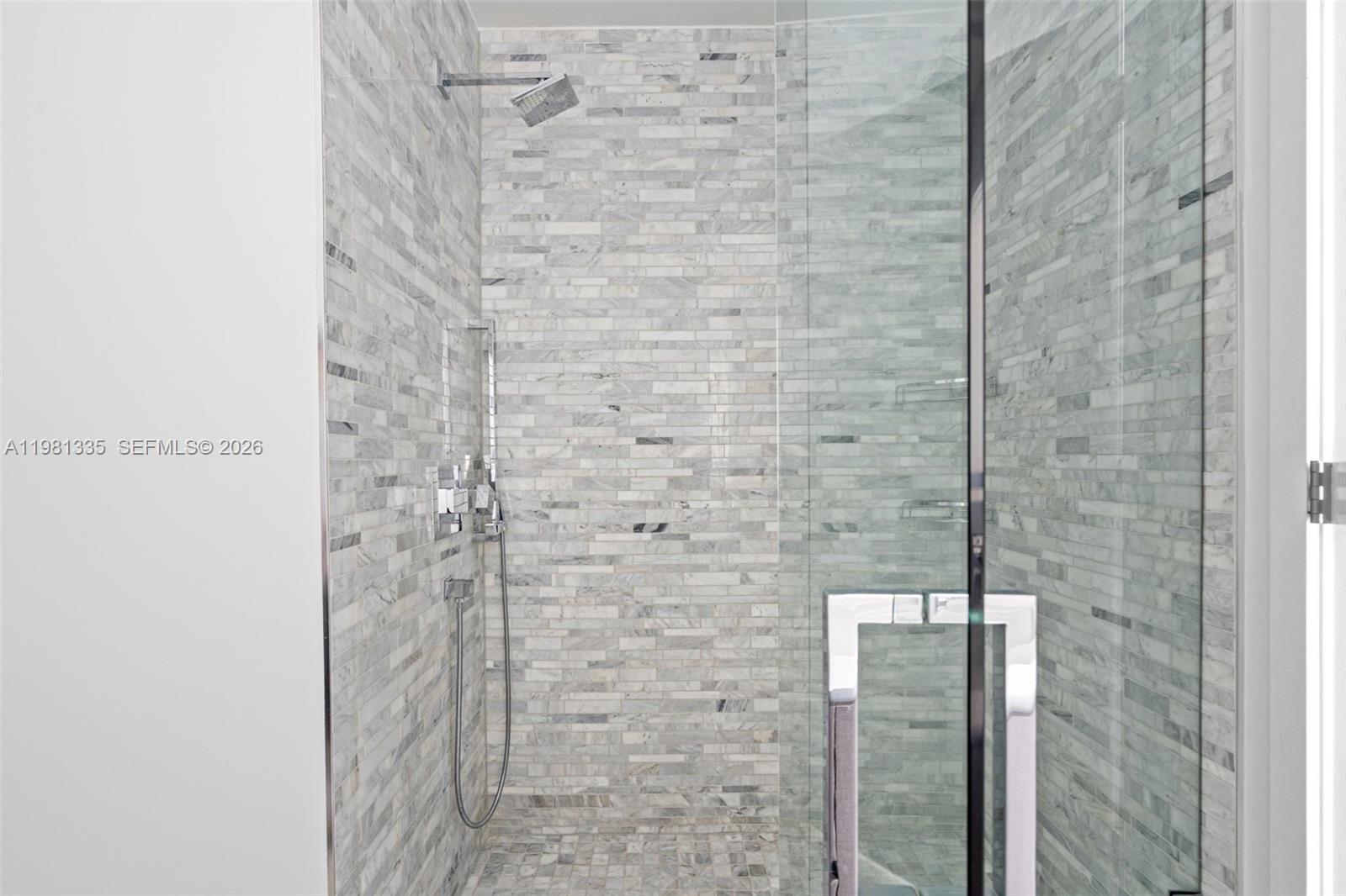 PARAMOUNT MIAMI WORLDCENT - Residential