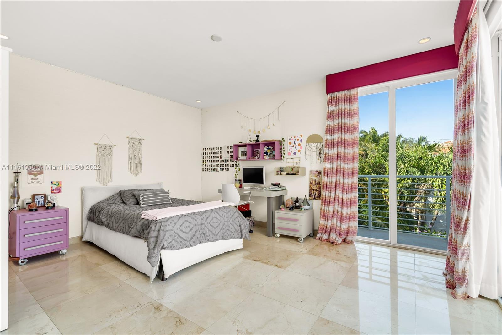 BISCAYNE KEY ESTATES - Residential