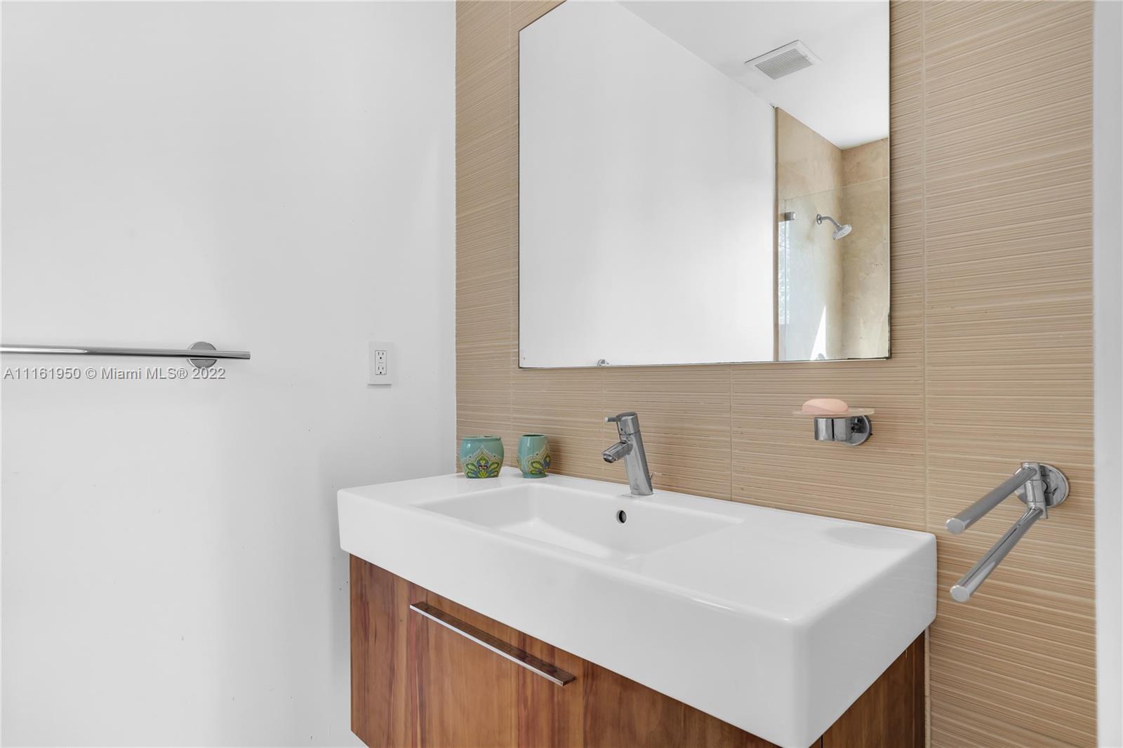 BISCAYNE KEY ESTATES - Residential