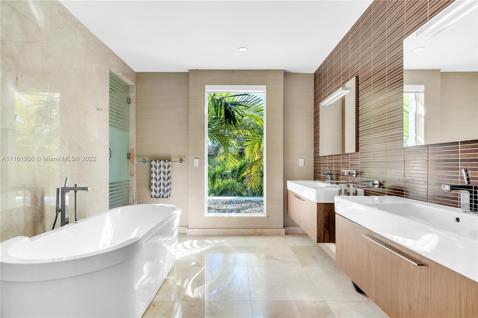 BISCAYNE KEY ESTATES - Residential