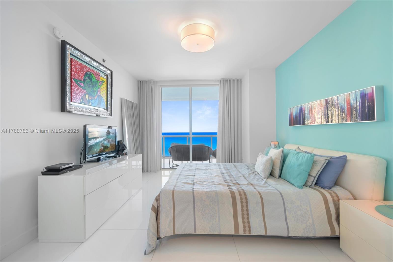 2711 HOLLYWOOD BEACH COND - Residential Lease