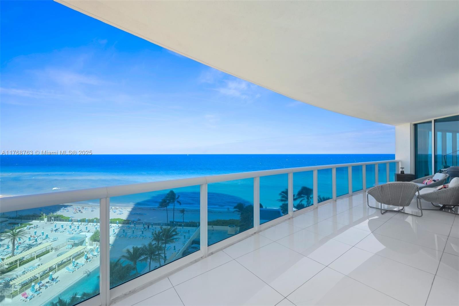 2711 HOLLYWOOD BEACH COND - Residential Lease