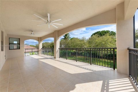 A home in Cooper City