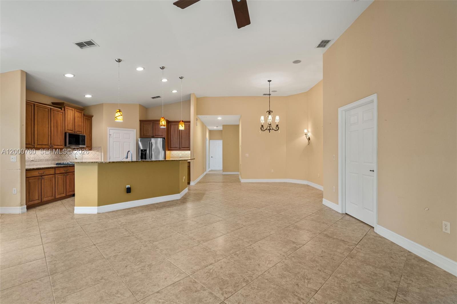 BIMINI BAY III AT TARPON B - Residential