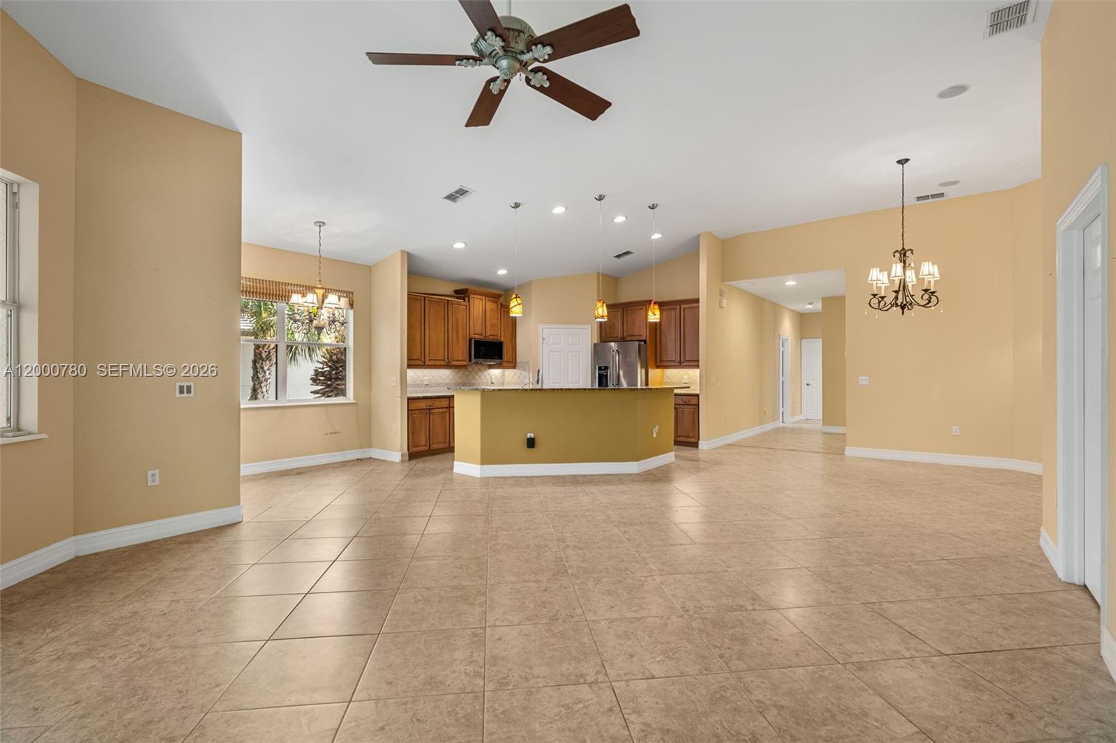 BIMINI BAY III AT TARPON B - Residential