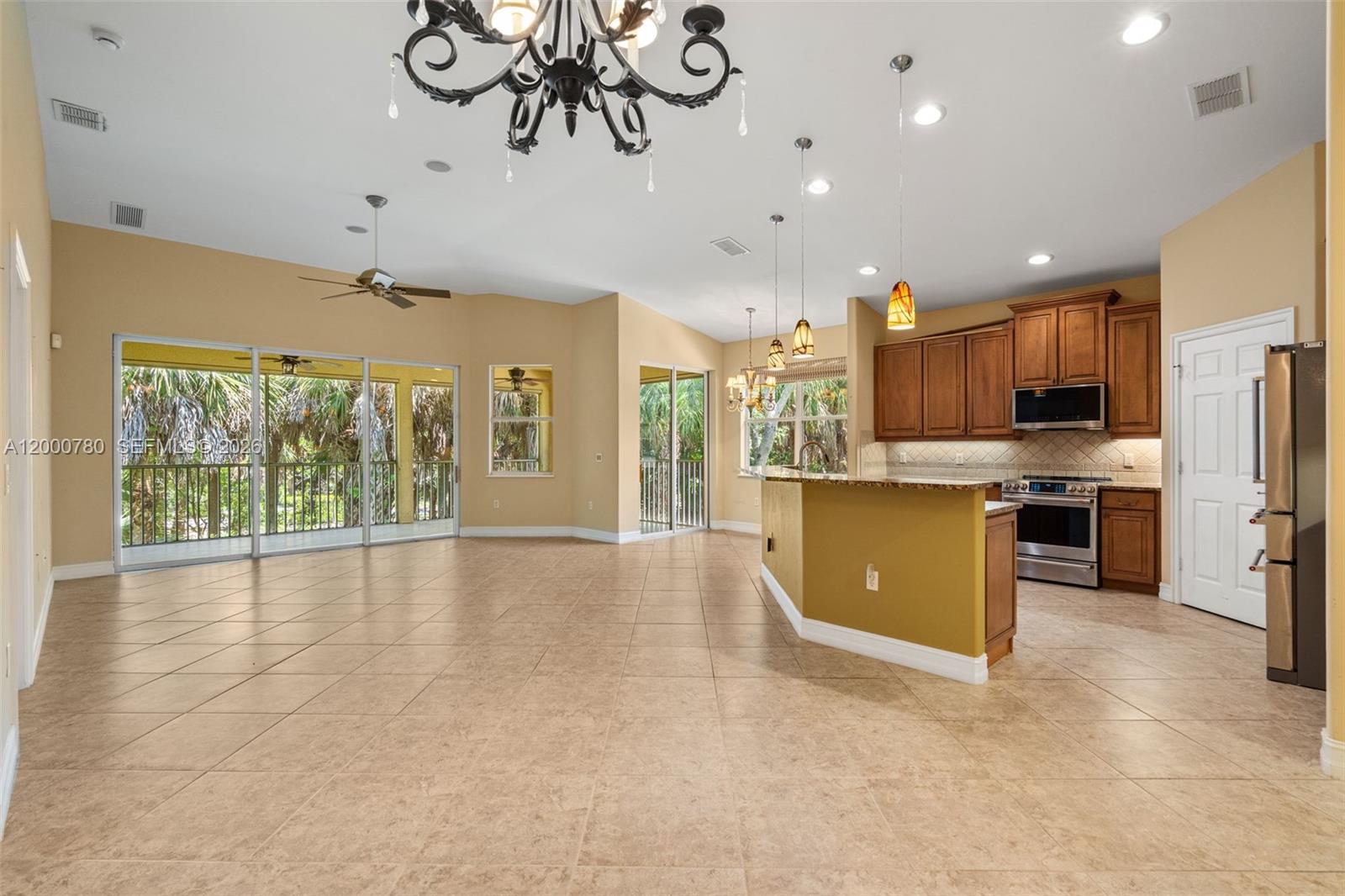 2016 Tarpon Bay Dr N 202