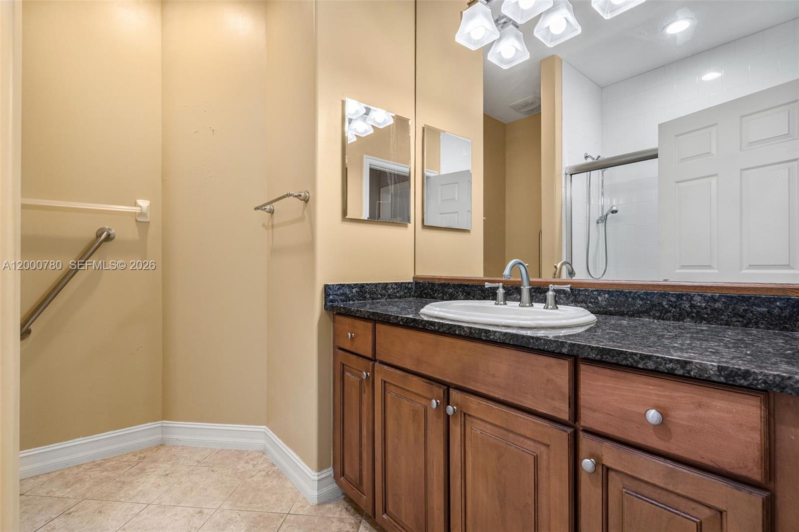 BIMINI BAY III AT TARPON B - Residential