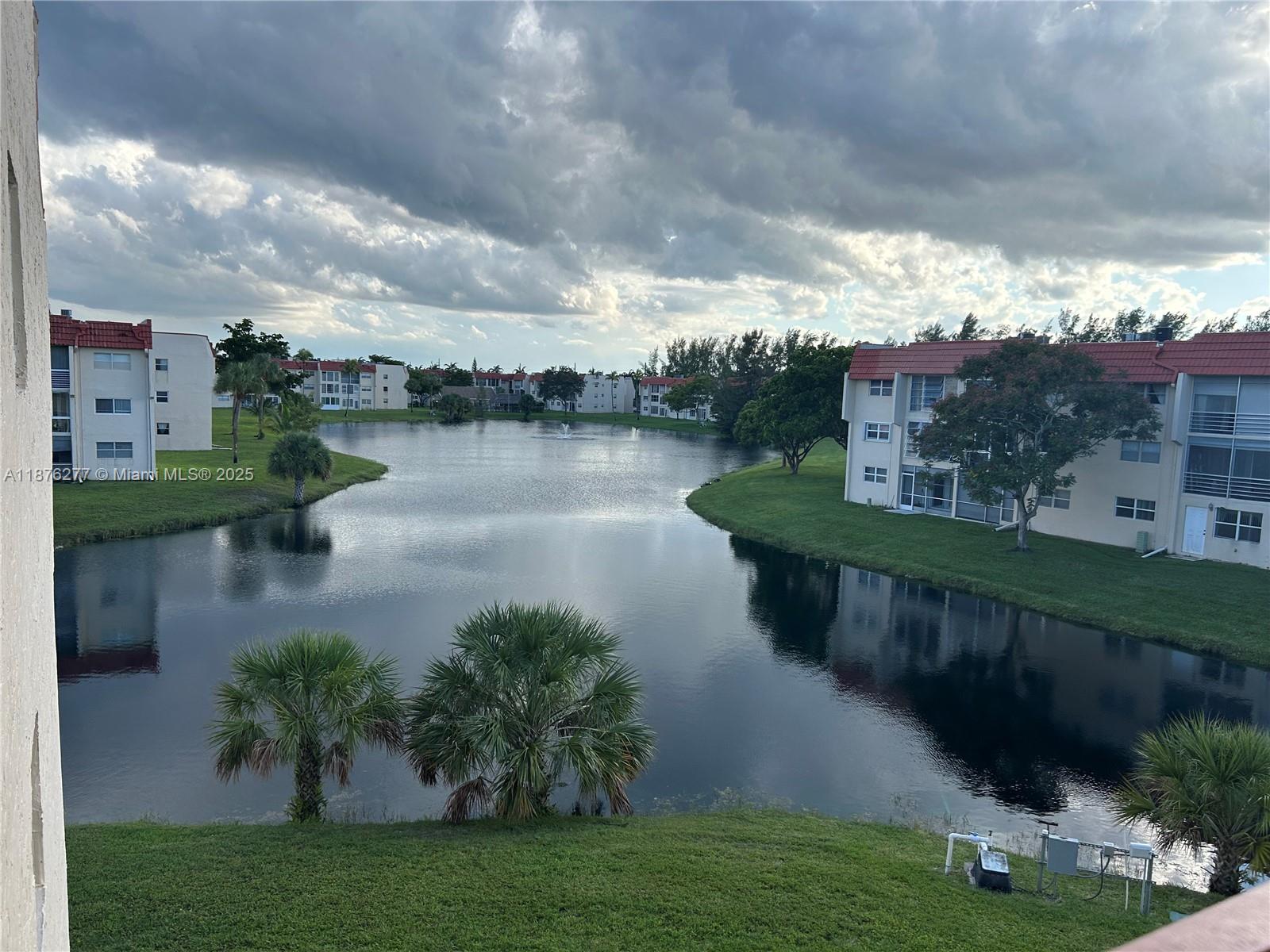SUNRISE LAKES 12 CONDO - Residential