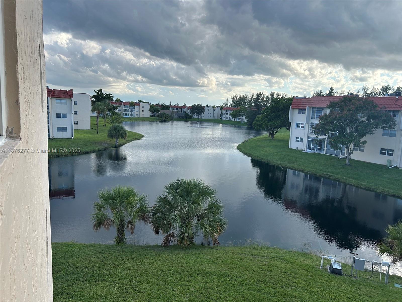 SUNRISE LAKES 12 CONDO - Residential
