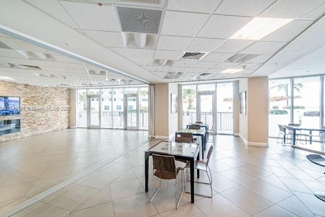 OPERA TOWER CONDO - Residential