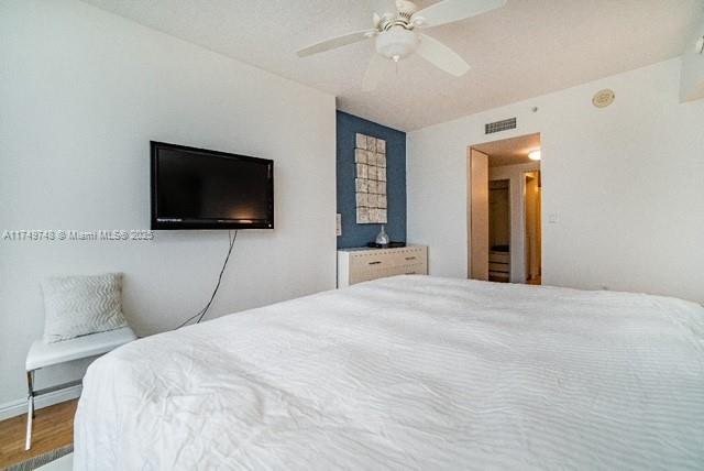 OPERA TOWER CONDO - Residential