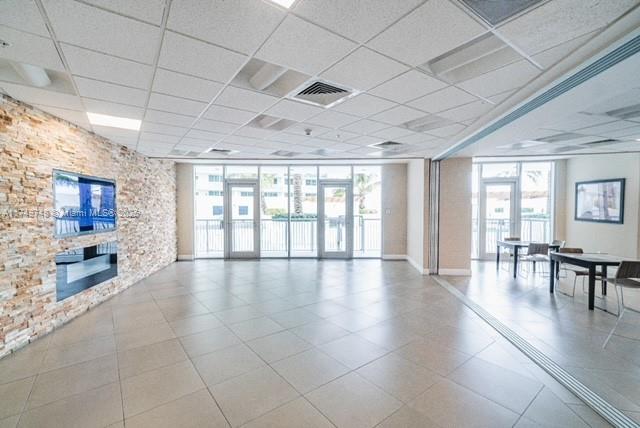 OPERA TOWER CONDO - Residential