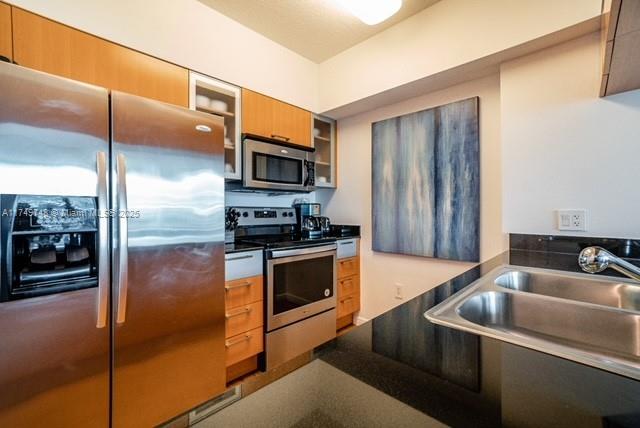 OPERA TOWER CONDO - Residential