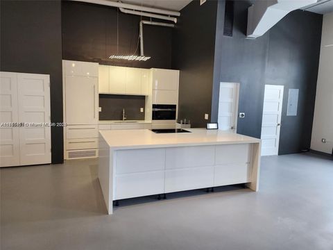 250 NW 23rd St 412 Miami FL 33127