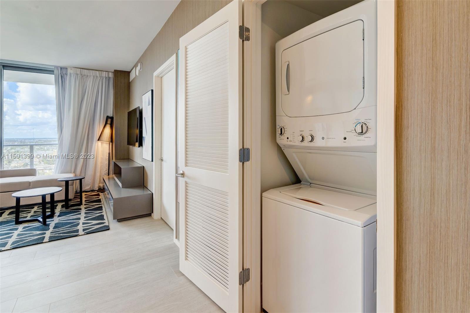 4010 SOUTH OCEAN CONDO - Residential Lease