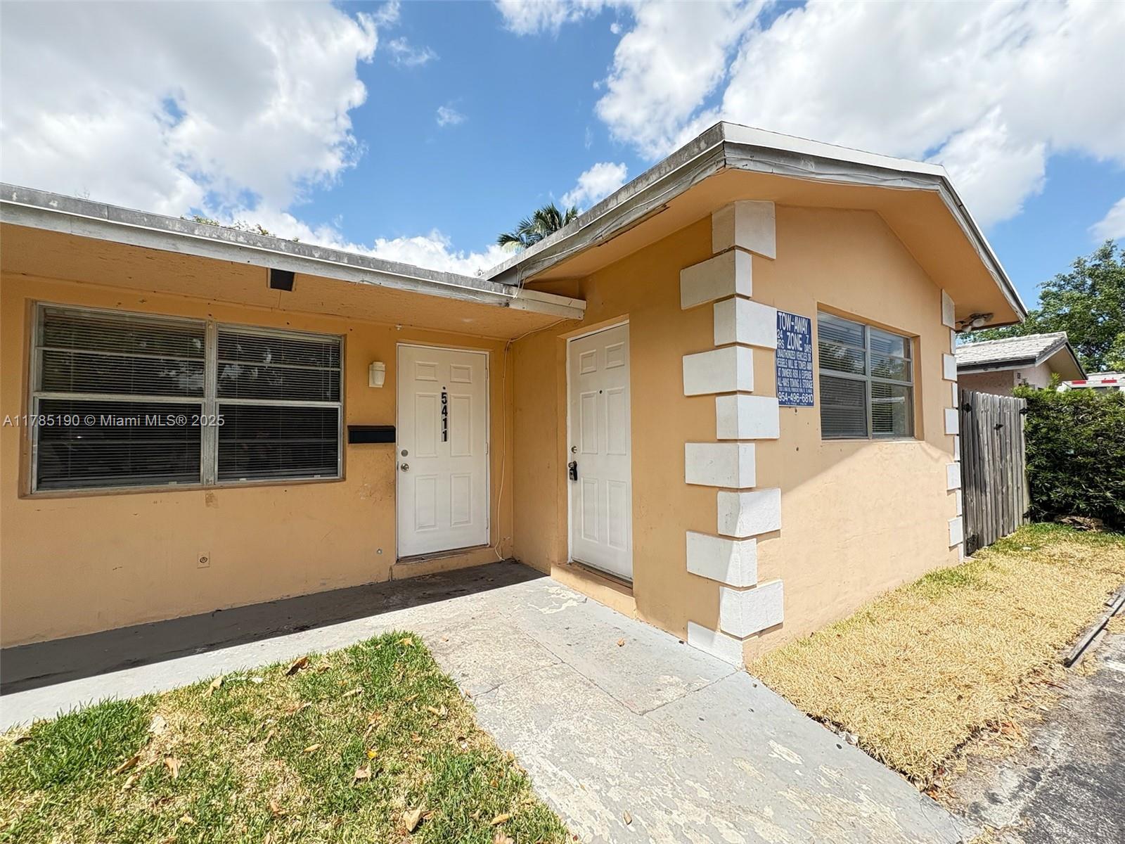 Rental Property at 5411 Nw 16th St 5411, Lauderhill, Miami-Dade County, Florida - Bedrooms: 3 
Bathrooms: 2  - $2,200 MO.