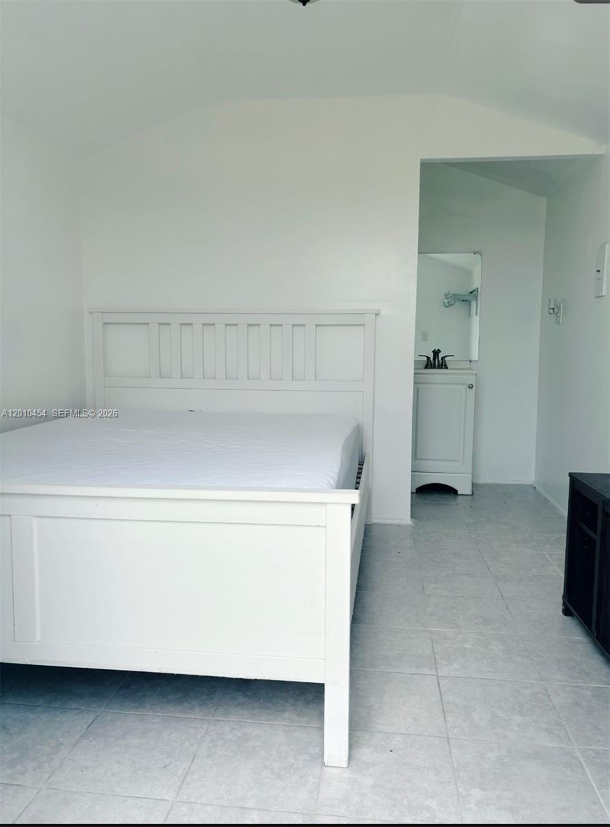 GOLDCOASTER MOBILE HOME - Residential